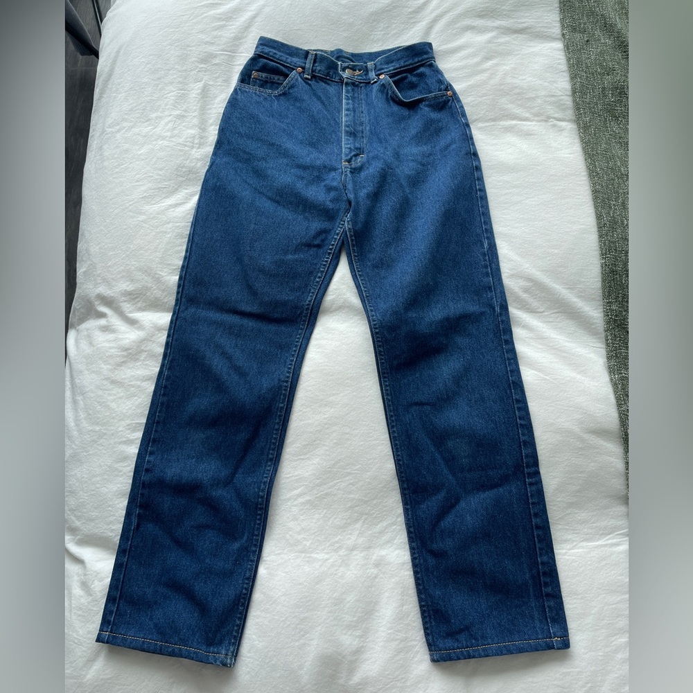 Straight leg high rise vintage Lee jeans - 100% cotton denim